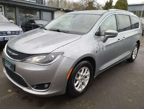 Used CHRYSLER PACIFICA Petrol 2020 Ad 