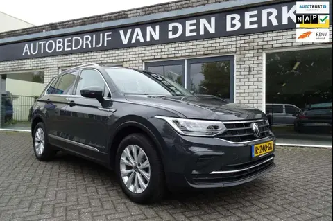 Used VOLKSWAGEN TIGUAN Petrol 2022 Ad 