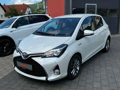 Used TOYOTA YARIS Hybrid 2016 Ad 