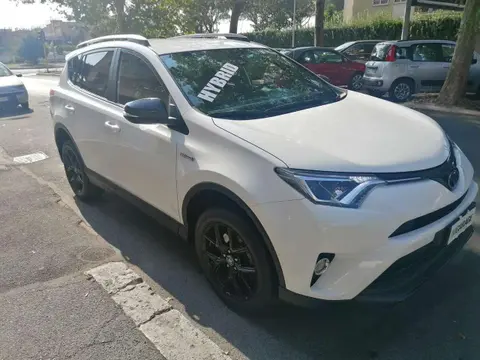 Annonce TOYOTA RAV4 Hybride 2018 d'occasion 