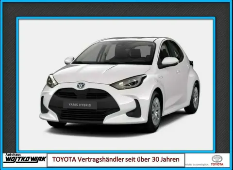 Used TOYOTA YARIS Hybrid 2024 Ad Germany