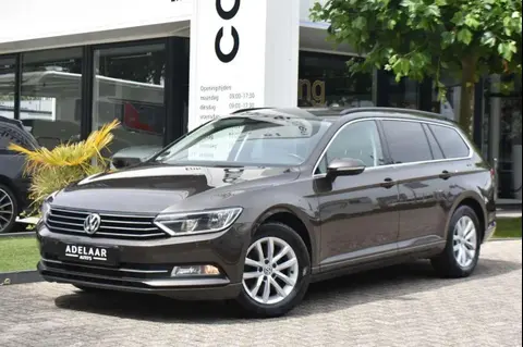 Used VOLKSWAGEN PASSAT Petrol 2015 Ad 