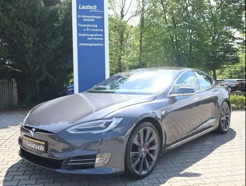 Used TESLA MODEL S Electric 2019 Ad 