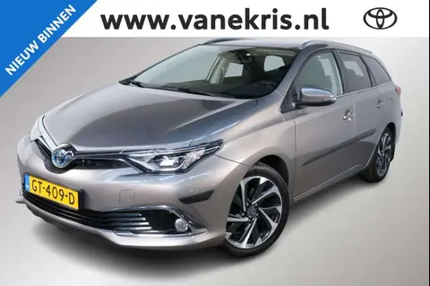 Used TOYOTA AURIS Hybrid 2015 Ad 