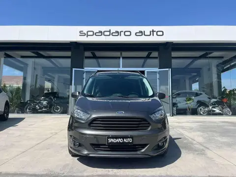 Used FORD TOURNEO Diesel 2019 Ad 