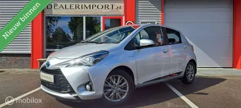 Used TOYOTA YARIS Hybrid 2017 Ad 