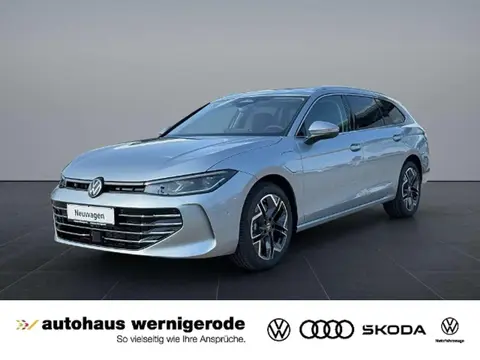 Annonce VOLKSWAGEN PASSAT Essence 2024 d'occasion 