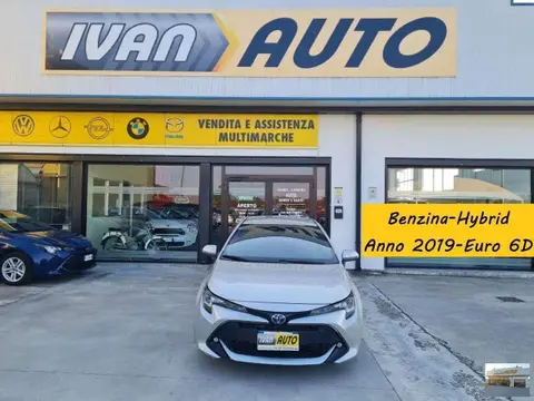 Used TOYOTA COROLLA Hybrid 2019 Ad 