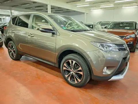 Annonce TOYOTA RAV4 Essence 2015 d'occasion 