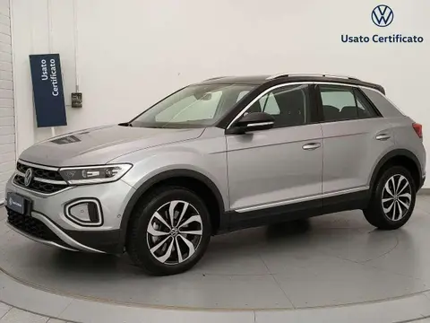 Used VOLKSWAGEN T-ROC Diesel 2023 Ad 