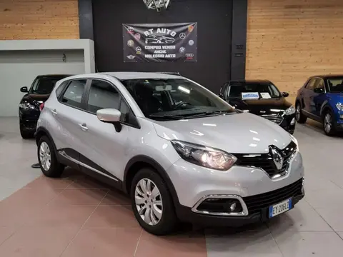 Used RENAULT CAPTUR Diesel 2016 Ad 