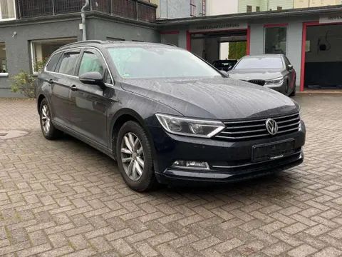 Annonce VOLKSWAGEN PASSAT Essence 2019 d'occasion 