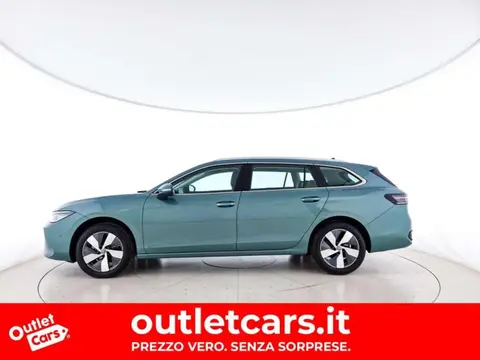 Used VOLKSWAGEN PASSAT Hybrid 2024 Ad 