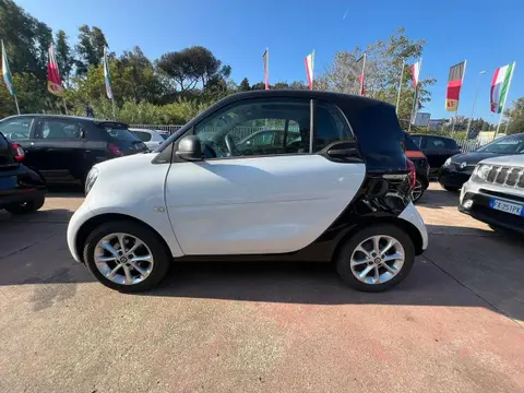 Annonce SMART FORTWO Essence 2017 d'occasion 