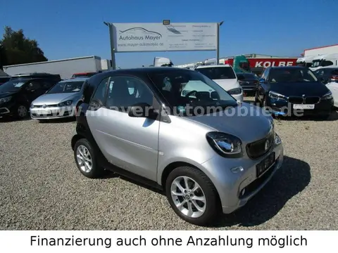 Annonce SMART FORTWO Essence 2016 d'occasion Allemagne