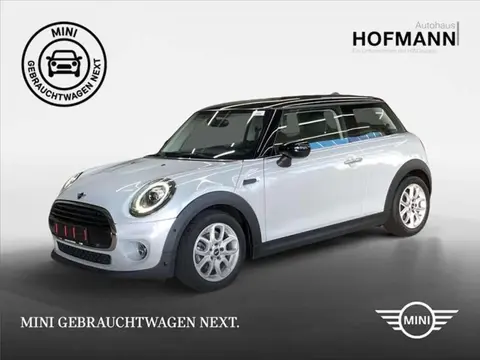 Annonce MINI COOPER Essence 2019 d'occasion Allemagne