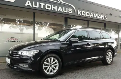 Used VOLKSWAGEN PASSAT Petrol 2023 Ad 