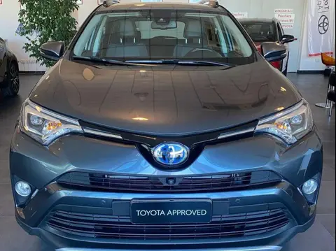 Used TOYOTA RAV4 Hybrid 2016 Ad 