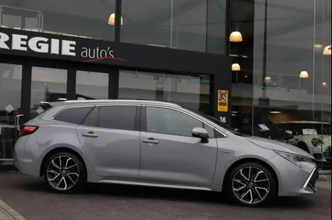 Used TOYOTA COROLLA Hybrid 2019 Ad 