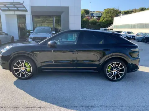 Used PORSCHE CAYENNE Hybrid 2022 Ad 