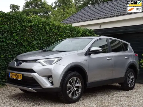 Annonce TOYOTA RAV4 Hybride 2018 d'occasion 