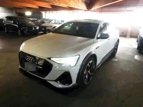 Used AUDI E-TRON Electric 2022 Ad 