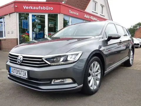 Used VOLKSWAGEN PASSAT Petrol 2016 Ad 