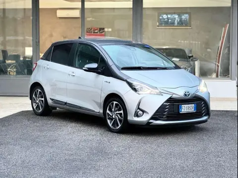 Used TOYOTA YARIS Hybrid 2019 Ad 