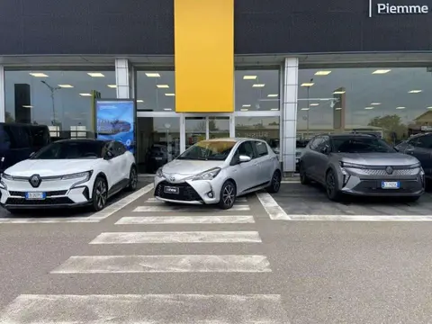 Used TOYOTA YARIS Hybrid 2019 Ad 