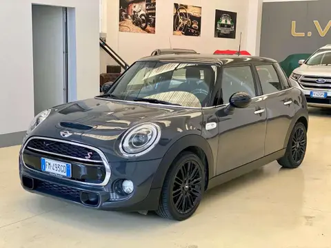 Annonce MINI COOPER Essence 2018 d'occasion 