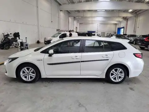 Used TOYOTA COROLLA Hybrid 2019 Ad 