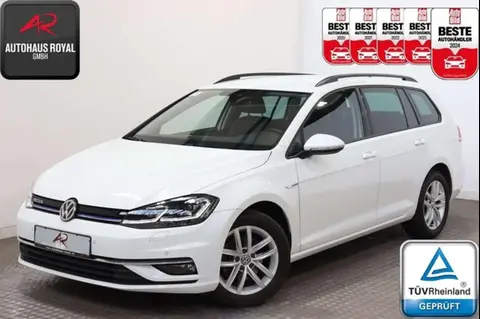 Used VOLKSWAGEN GOLF  2019 Ad 