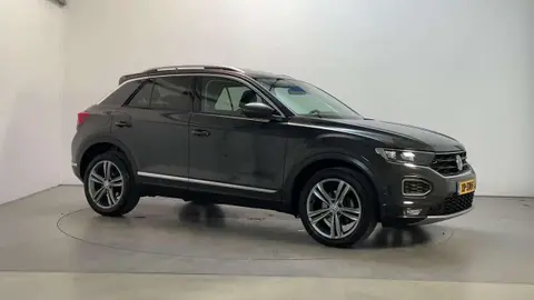 Used VOLKSWAGEN T-ROC Petrol 2019 Ad 