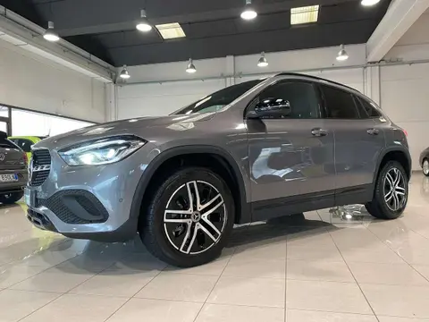 Annonce MERCEDES-BENZ CLASSE GLA Essence 2020 d'occasion 