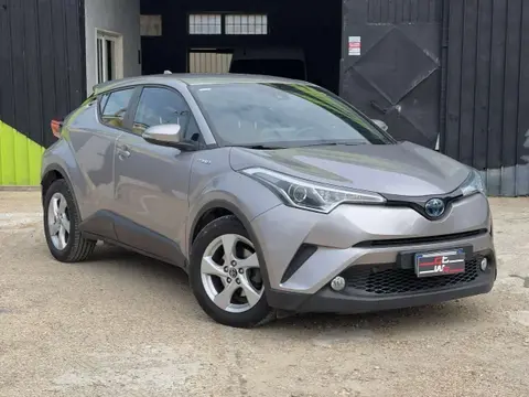 Annonce TOYOTA C-HR Hybride 2019 d'occasion 