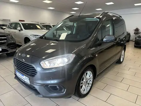 Used FORD TOURNEO Petrol 2018 Ad 