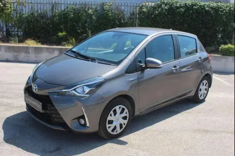 Used TOYOTA YARIS Hybrid 2020 Ad 