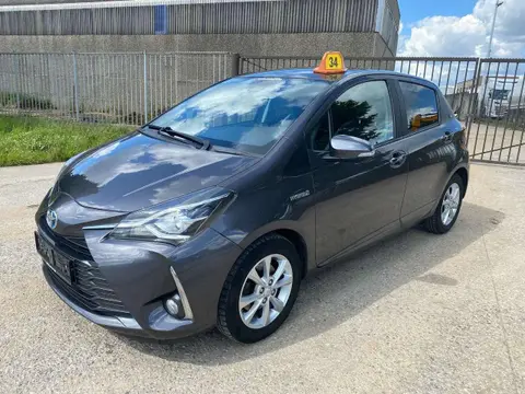 Used TOYOTA YARIS Hybrid 2019 Ad 