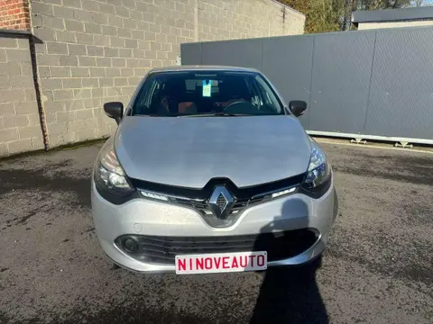 Annonce RENAULT CLIO Essence 2015 d'occasion 