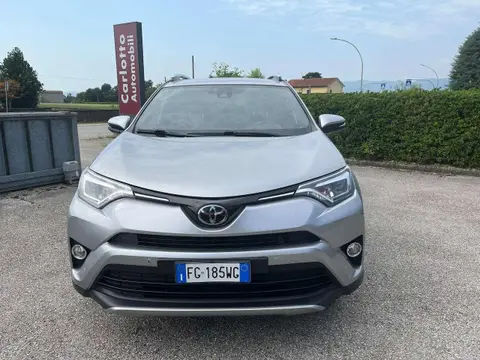 Annonce TOYOTA RAV4 Diesel 2017 d'occasion 