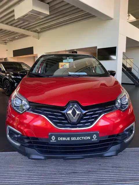 Used RENAULT CAPTUR Petrol 2018 Ad 