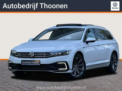 Used VOLKSWAGEN PASSAT Hybrid 2021 Ad 