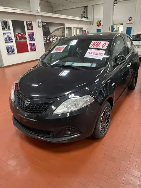 Used LANCIA YPSILON Hybrid 2024 Ad 