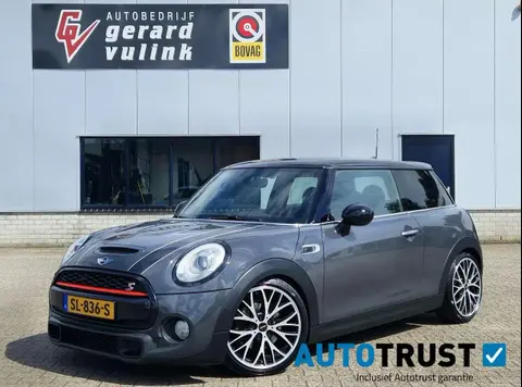 Used MINI COOPER Petrol 2015 Ad 