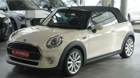 Annonce MINI ONE Essence 2016 d'occasion Allemagne