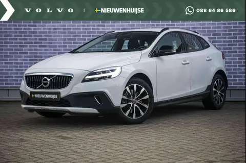 Annonce VOLVO V40 Essence 2019 d'occasion 