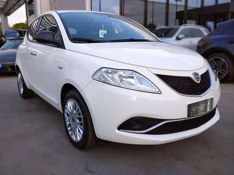 Annonce LANCIA YPSILON Essence 2017 d'occasion 