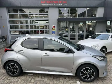 Used TOYOTA YARIS Hybrid 2024 Ad 