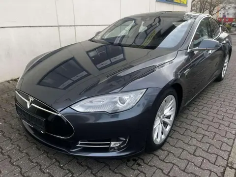 Used TESLA MODEL S Electric 2015 Ad 