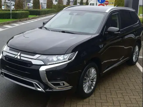 Used MITSUBISHI OUTLANDER Hybrid 2019 Ad 